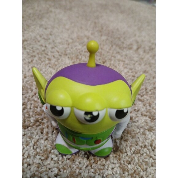 Alien In Buzz Lightyear Costume Disney Toy Story 2.7” Action Figure PVC Toy - Picture 2 of 8